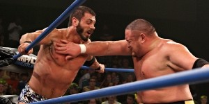Samoa Joe vs Austin Aries